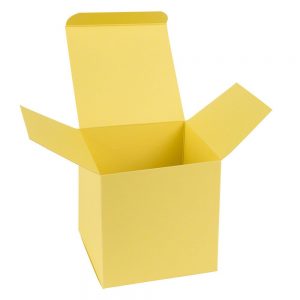 Vierkant doosje, Lichtgeel vouwkarton